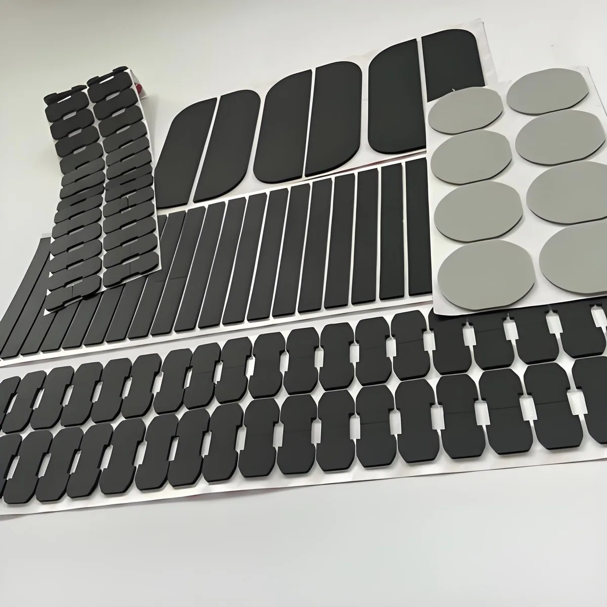Kiss Cutting process sample