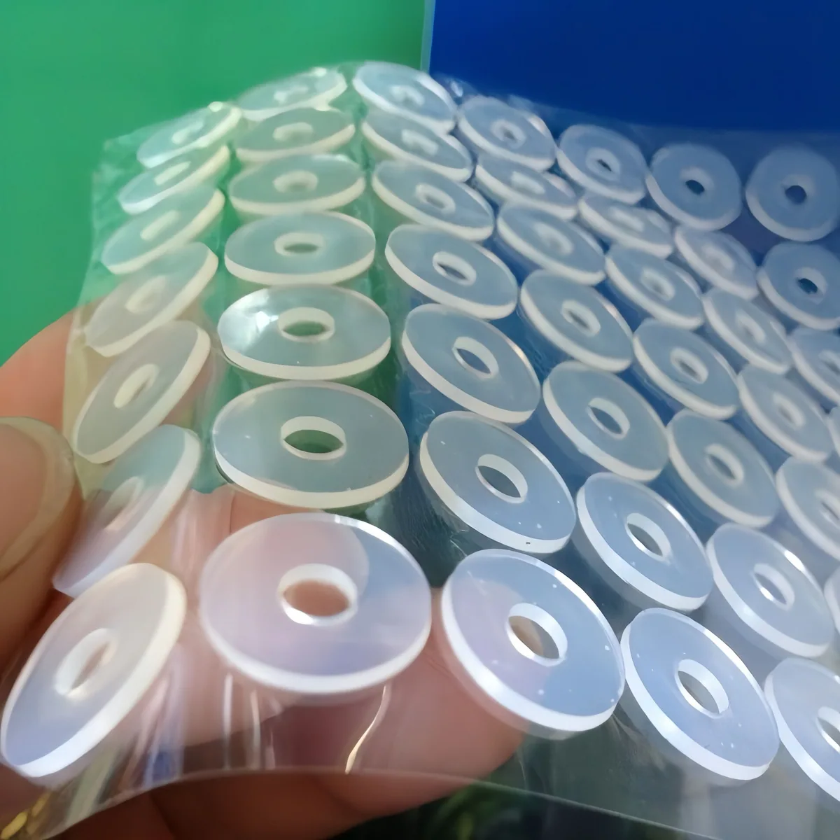 Custom silicone contact pad